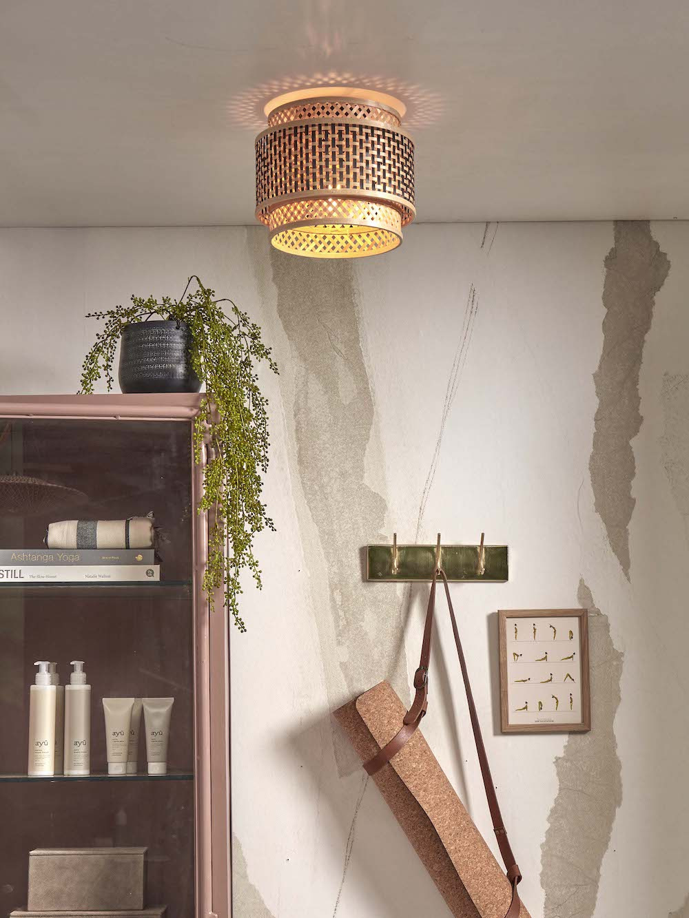 Plafonnier Bhutan avec abat-jour en Bambou naturel au design naturel par Good & Mojo Plafonnier Bhutan avec abat-jour en Bambou naturel au design naturel par Good & Mojo