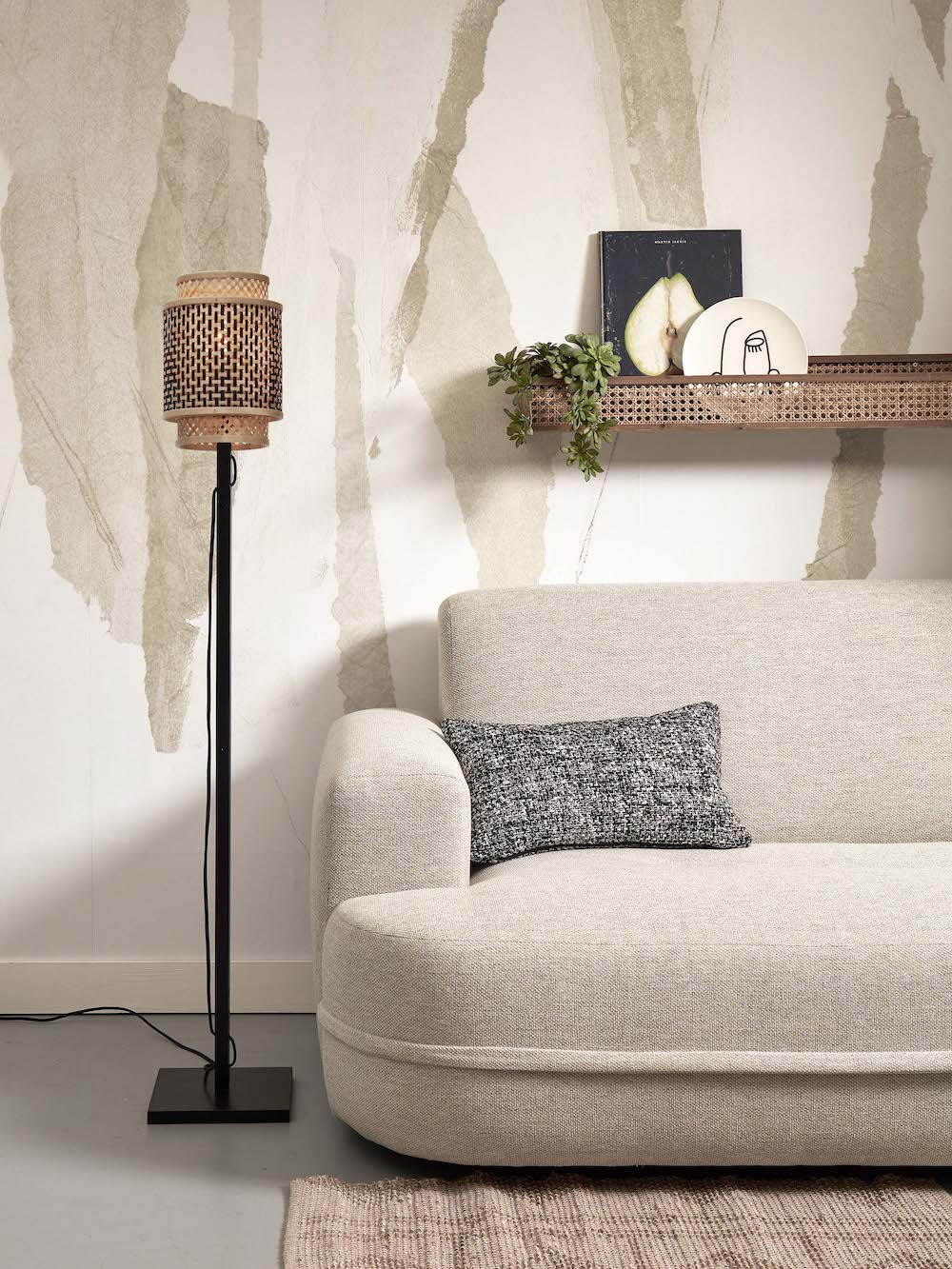 Lampadaire Bhutan avec abat-jour en Bambou naturel au design naturel par Good & Mojo Lampadaire Bhutan avec abat-jour en Bambou naturel au design naturel par Good & Mojo