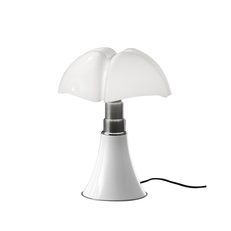 Lampe à poser Mini Pipistrello H35 cm par Gae Aulenti x Martinelli Luce