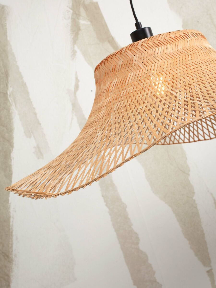 Lampadaire Ibiza avec abat-jour en Bambou naturel au design naturel par Good & Mojo Lampadaire Ibiza avec abat-jour en Bambou naturel au design naturel par Good & Mojo