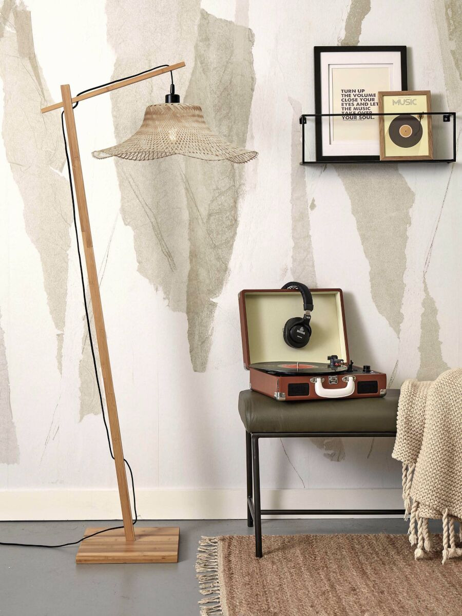 Lampadaire Ibiza avec abat-jour en Bambou naturel au design naturel par Good & Mojo Lampadaire Ibiza avec abat-jour en Bambou naturel au design naturel par Good & Mojo
