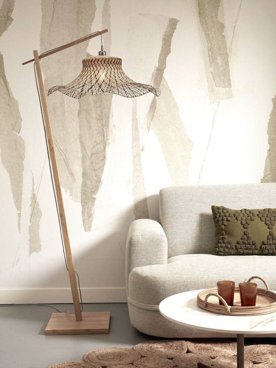 Lampadaire Ibiza avec abat-jour en Bambou naturel au design naturel par Good & Mojo Lampadaire Ibiza avec abat-jour en Bambou naturel au design naturel par Good & Mojo