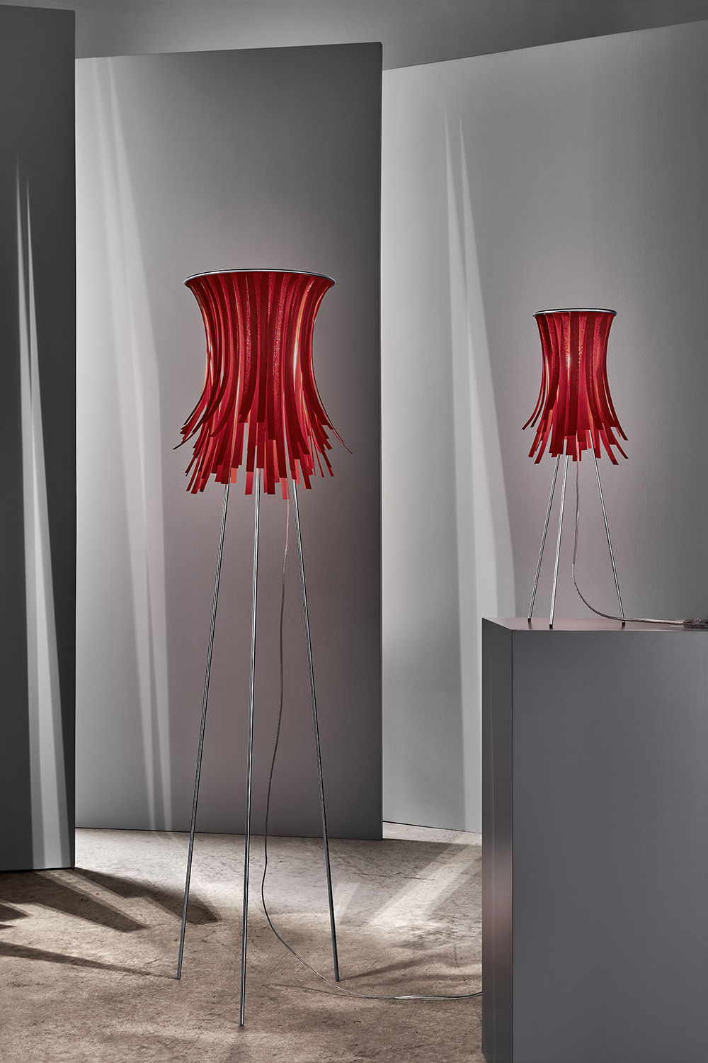 Lampadaire Bety Eco L par Arturo Álvarez x A emotional Light Lampadaire Bety Eco L par Arturo Álvarez x A emotional Light