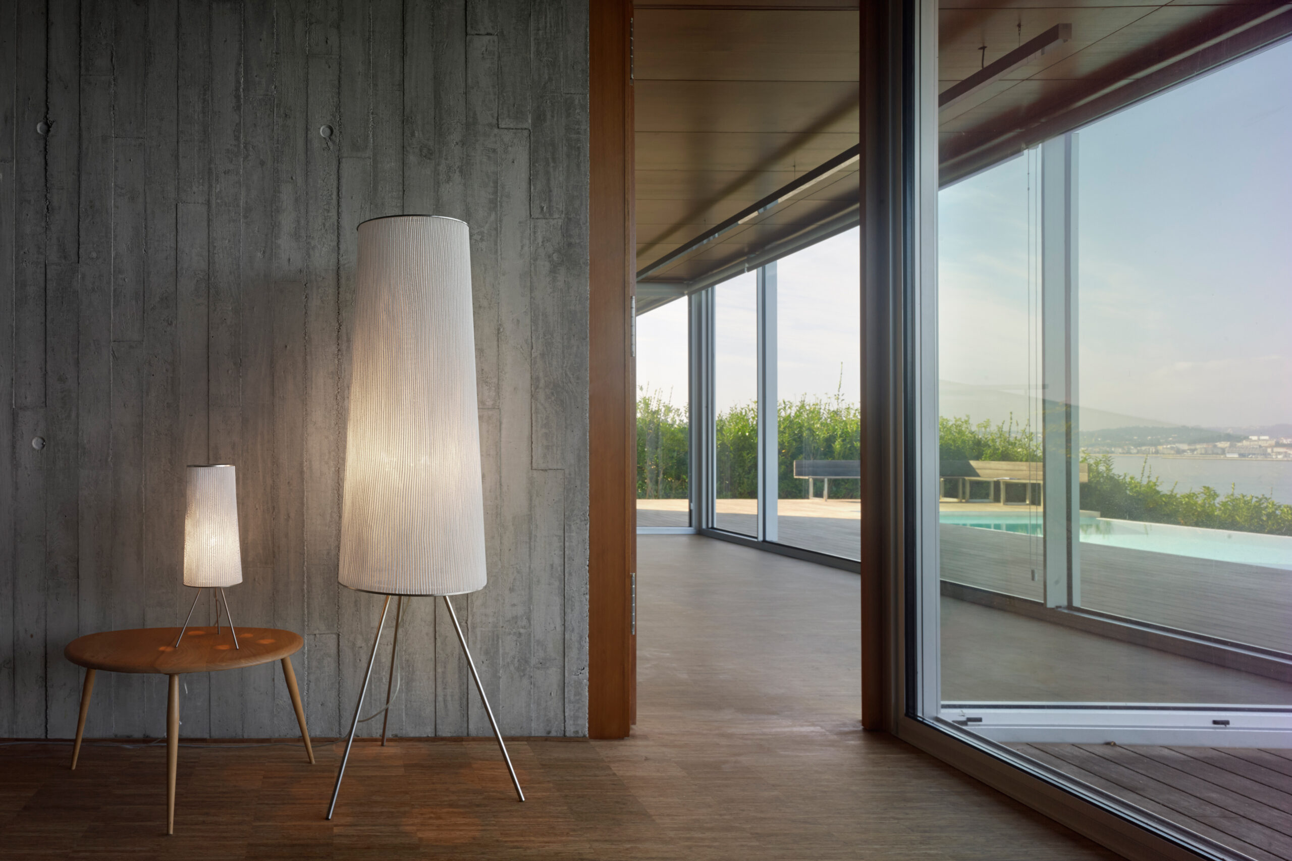 Lampe à poser Ura Small par Arturo Álvarez x A-emotional Light