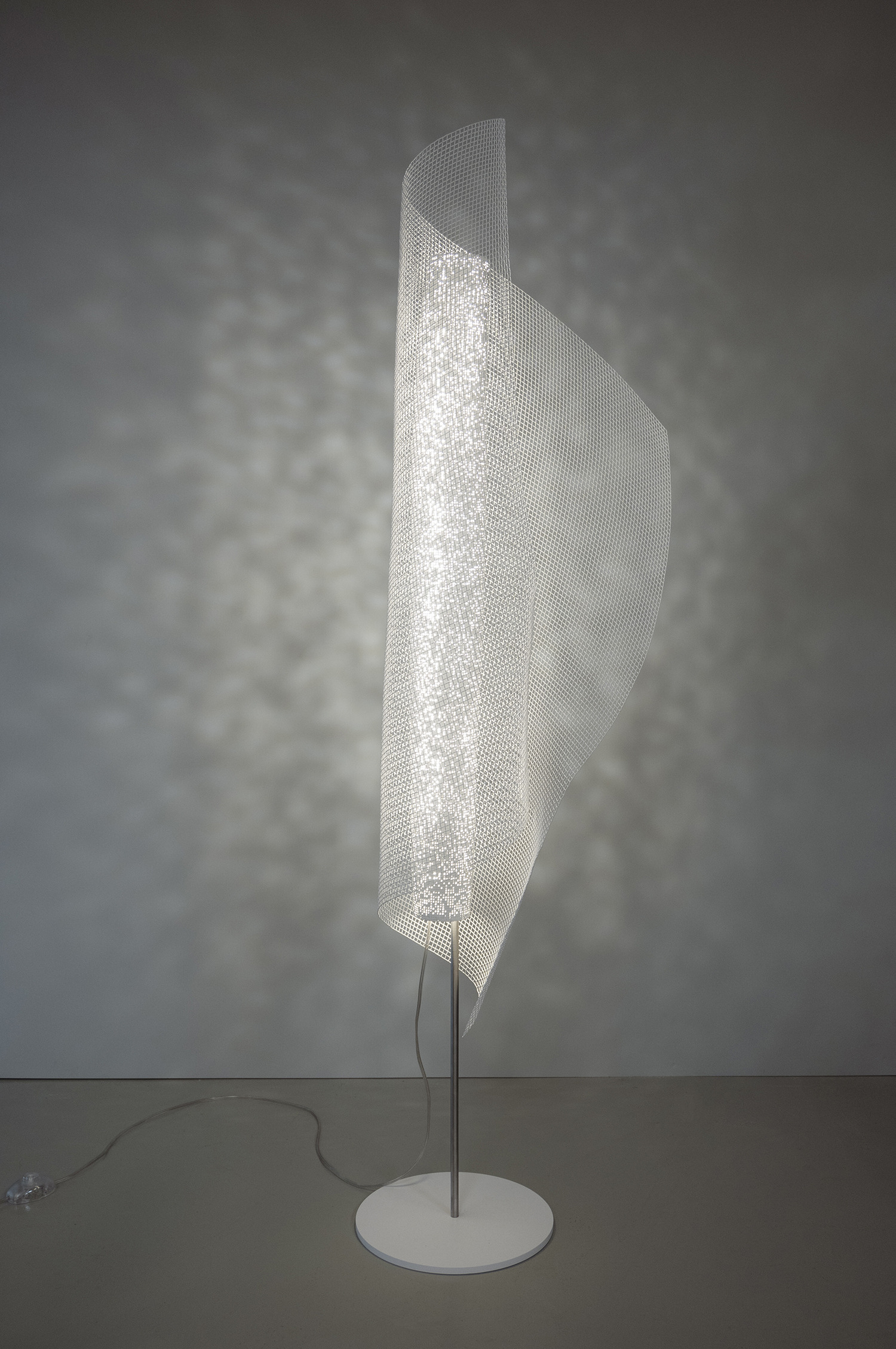 Lampadaire Clara par Arturo Álvarez x A-emotional Light
