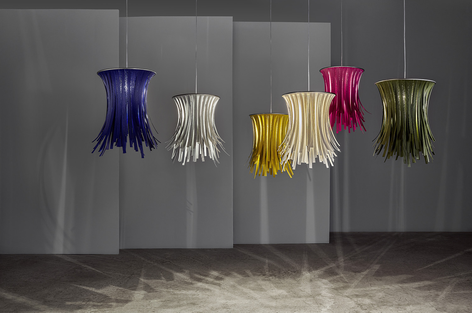 Suspension Bety eco par Arturo Álvarez x A-emotional Light Suspension Bety eco par Arturo Álvarez x A-emotional Light