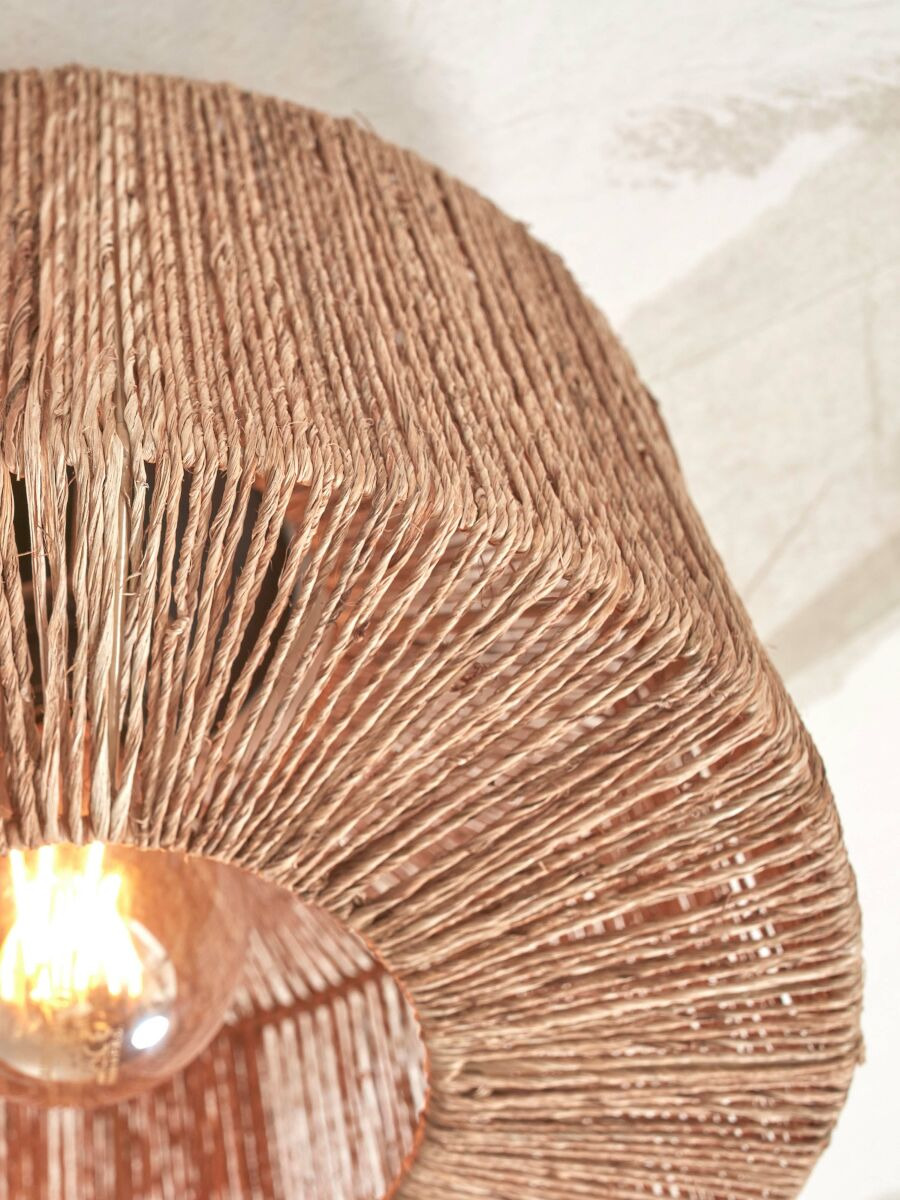 Plafonnier Iguazu Mini en jute au design naturel par Good & Mojo Plafonnier Iguazu Mini en jute au design naturel par Good & Mojo