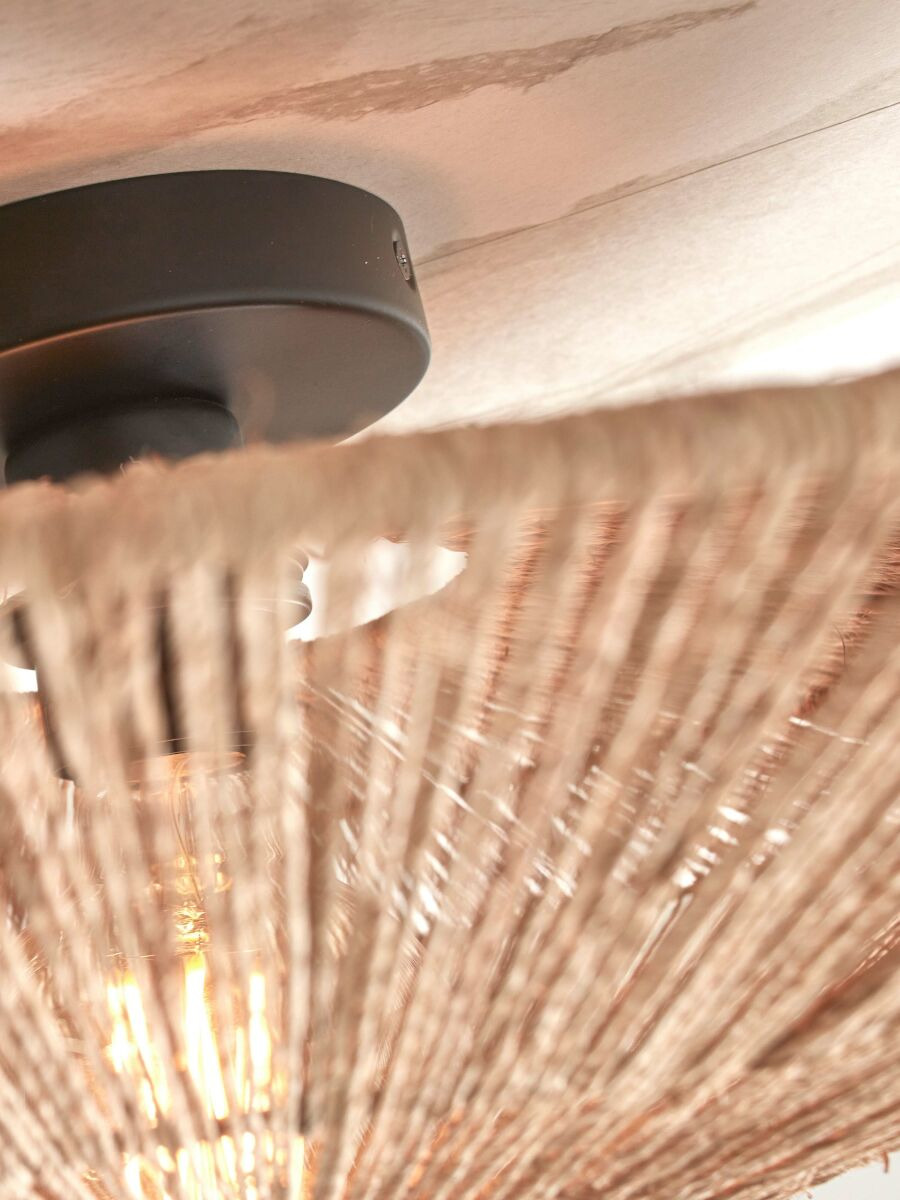 Plafonnier Iguazu Disc en jute au design naturel par Good & Mojo Plafonnier Iguazu Disc en jute au design naturel par Good & Mojo