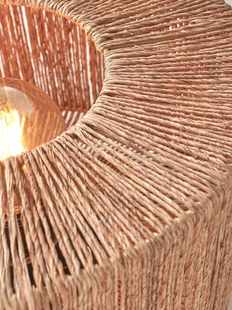 Lampadaire Iguazu FJ en Bambou naturel au design naturel par Good & Mojo Lampadaire Iguazu FJ en Bambou naturel au design naturel par Good & Mojo