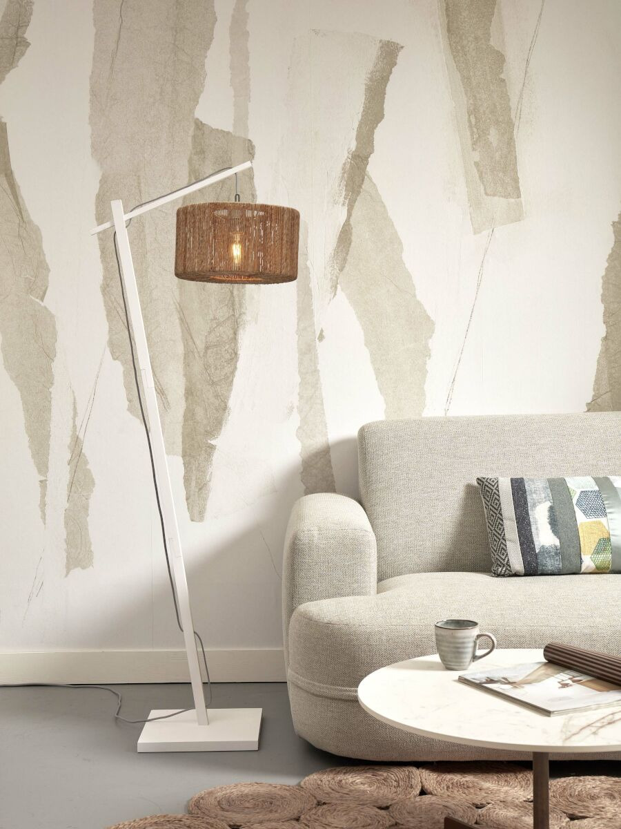 Lampadaire Iguazu new en Bambou naturel au design naturel par Good & Mojo Lampadaire Iguazu new en Bambou naturel au design naturel par Good & Mojo