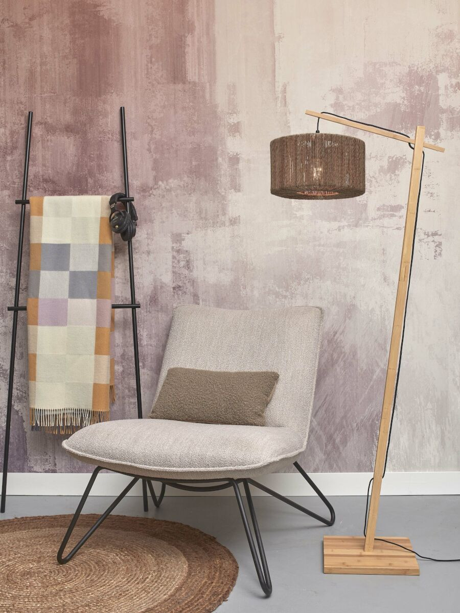 Lampadaire Iguazu new en Bambou naturel au design naturel par Good & Mojo Lampadaire Iguazu new en Bambou naturel au design naturel par Good & Mojo