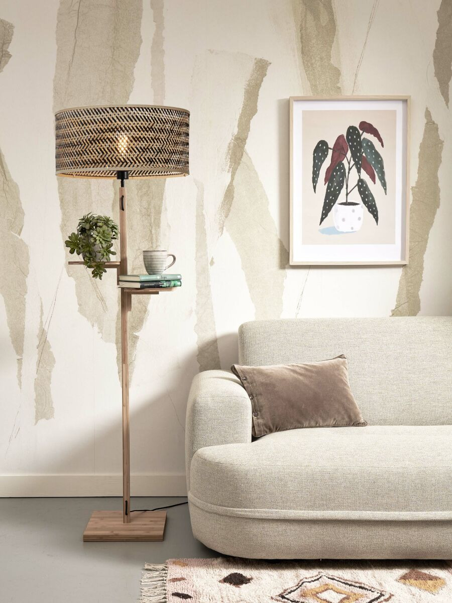 Lampadaire Java avec tablettes et abat-jour en Bambou naturel au design naturel par Good & Mojo Lampadaire Java avec tablettes et abat-jour en Bambou naturel au design naturel par Good & Mojo