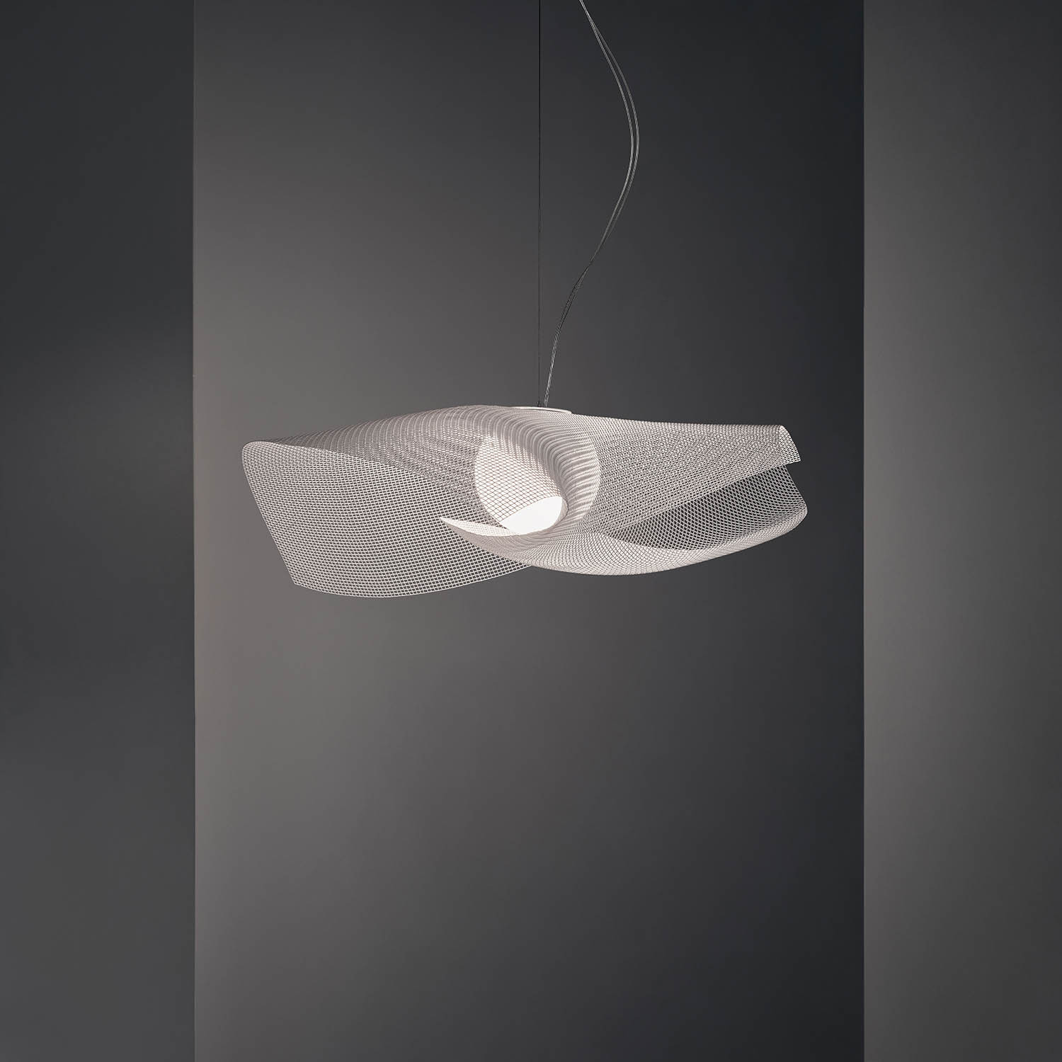 Suspension Mytilus par Arturo Álvarez x a-emotional Light Suspension Mytilus par Arturo Álvarez x a-emotional Light