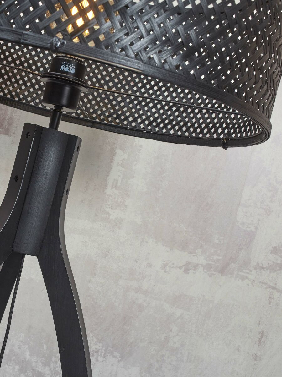 Lampadaire Java AP en bamboo au design naturel par Good & Mojo Lampadaire Java AP en bamboo au design naturel par Good & Mojo