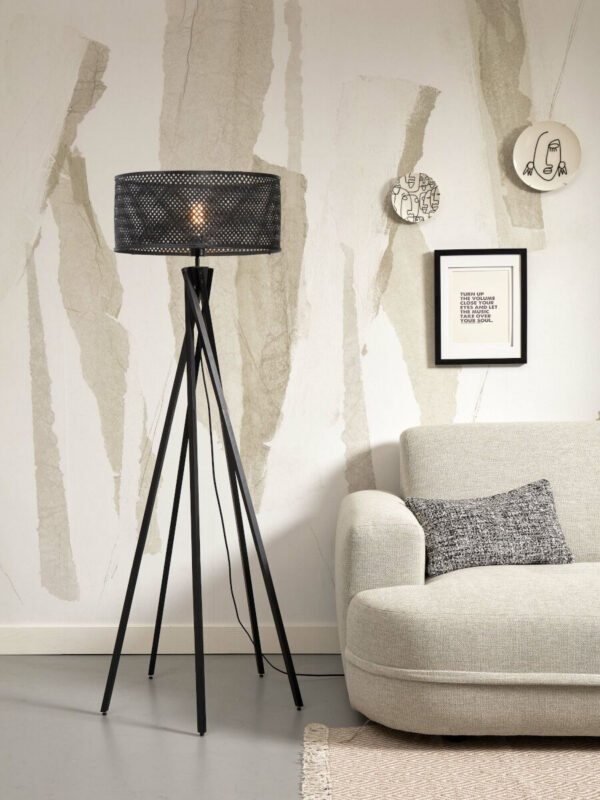 Lampadaire Java KL en bamboo au design naturel par Good & Mojo