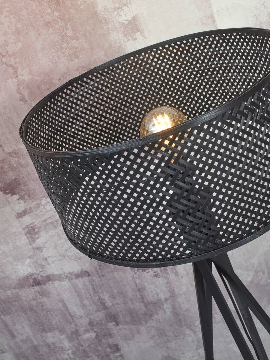 Lampadaire Java KL en bamboo au design naturel par Good & Mojo Lampadaire Java KL en bamboo au design naturel par Good & Mojo