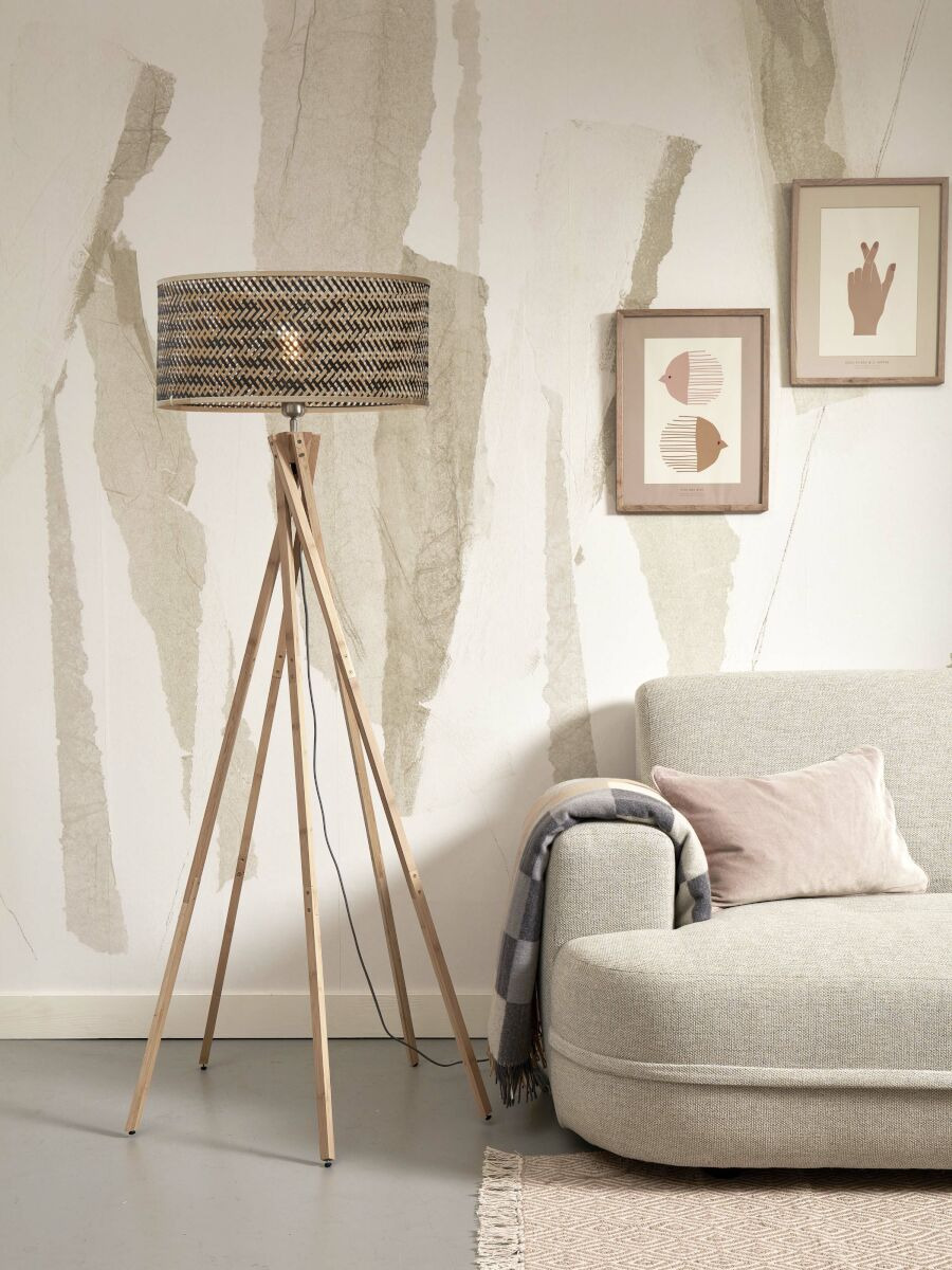 Lampadaire Java KL en bamboo au design naturel par Good & Mojo Lampadaire Java KL en bamboo au design naturel par Good & Mojo