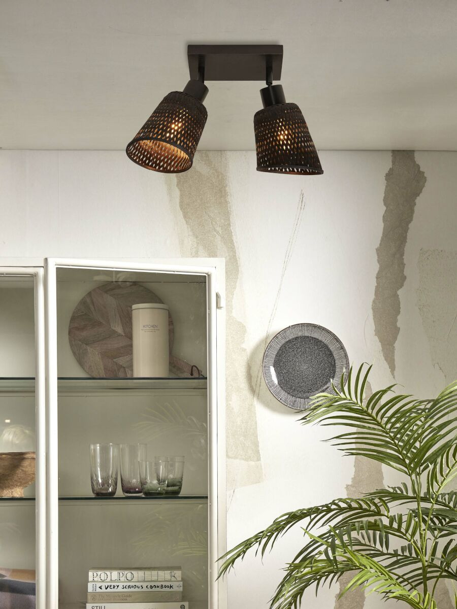 Plafonnier Java C2 en bamboo au design naturel par Good & Mojo