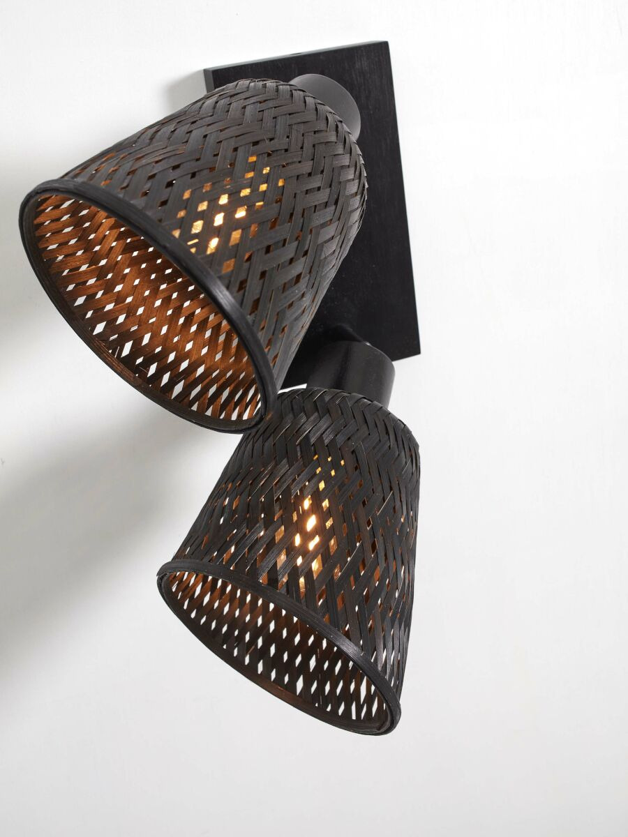 Plafonnier Java C2 en bamboo au design naturel par Good & Mojo Plafonnier Java C2 en bamboo au design naturel par Good & Mojo