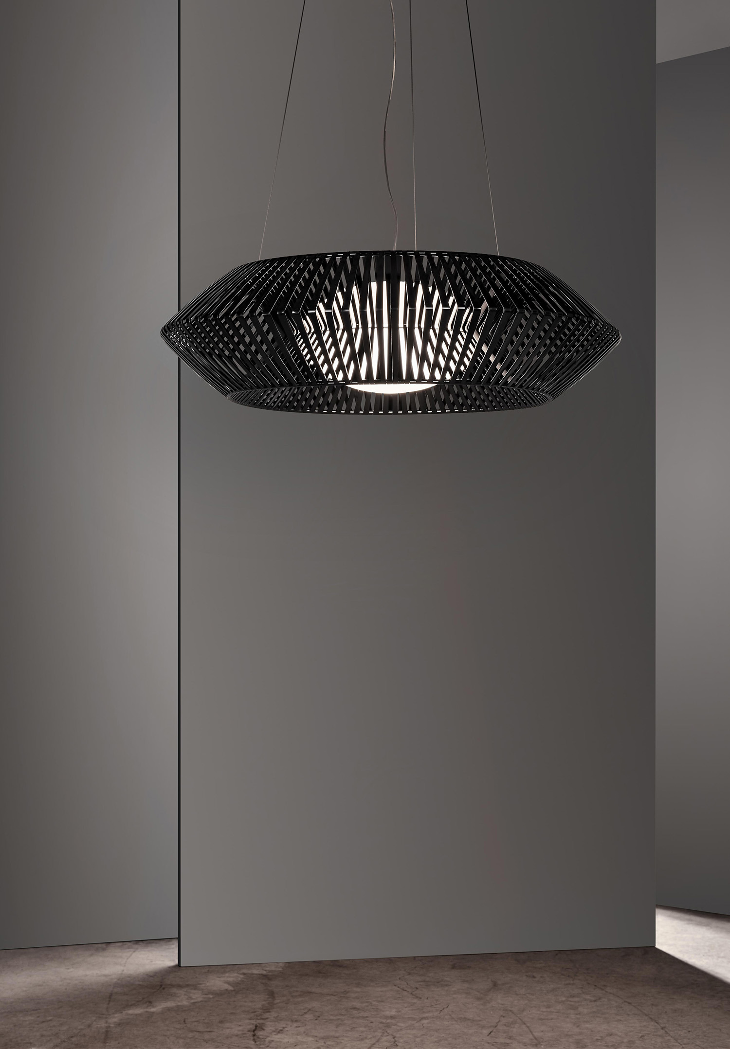 Suspension V par Héctor Serrano x a-emotional Light