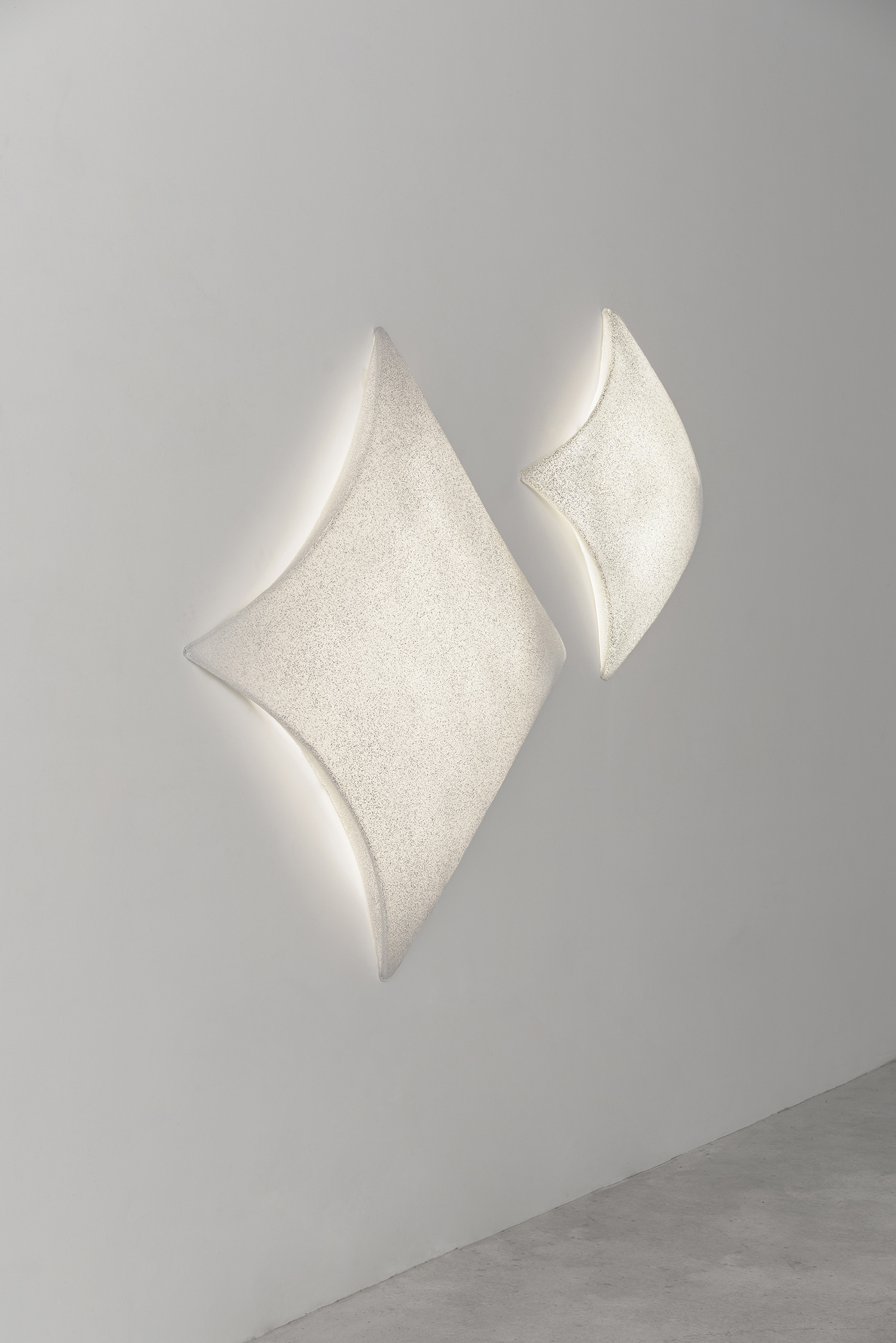 Applique murale Kite par Arturo Álvarez x A-emotional Light Applique murale Kite par Arturo Álvarez x A-emotional Light