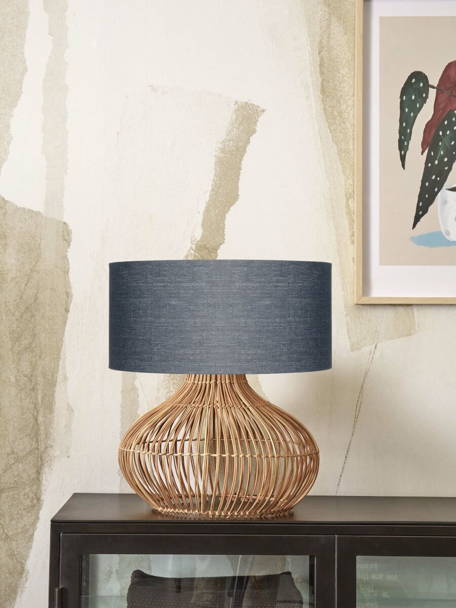 Lampe à poser Kalahari en rotin naturel au design naturel par Good & Mojo Lampe à poser Kalahari en rotin naturel au design naturel par Good & Mojo
