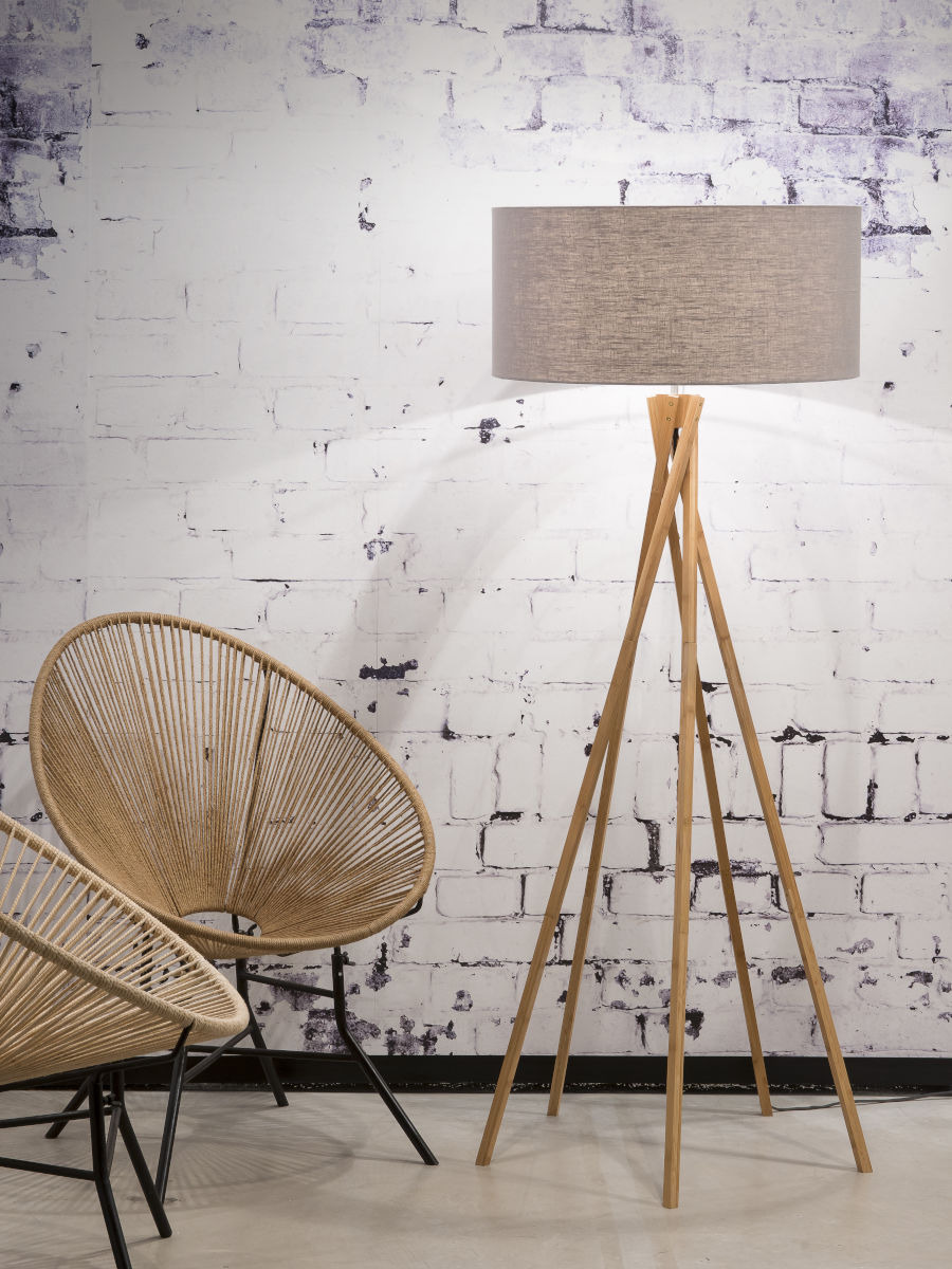 Lampadaire Kilimandjaro en bamboo au design naturel par Good & Mojo Lampadaire Kilimandjaro en bamboo au design naturel par Good & Mojo
