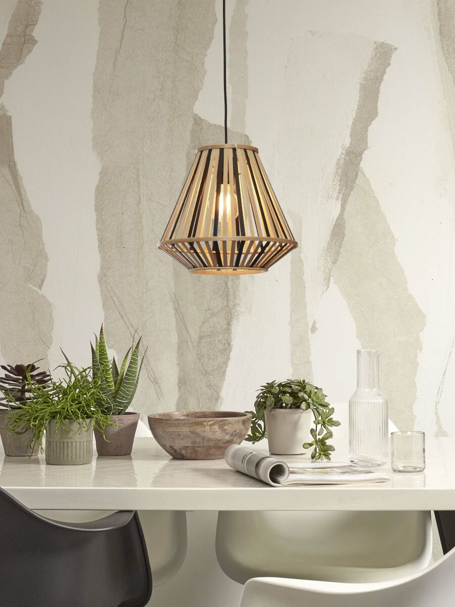 Suspension Merapi en bambou naturel au design naturel par Good & Mojo Suspension Merapi en bambou naturel au design naturel par Good & Mojo