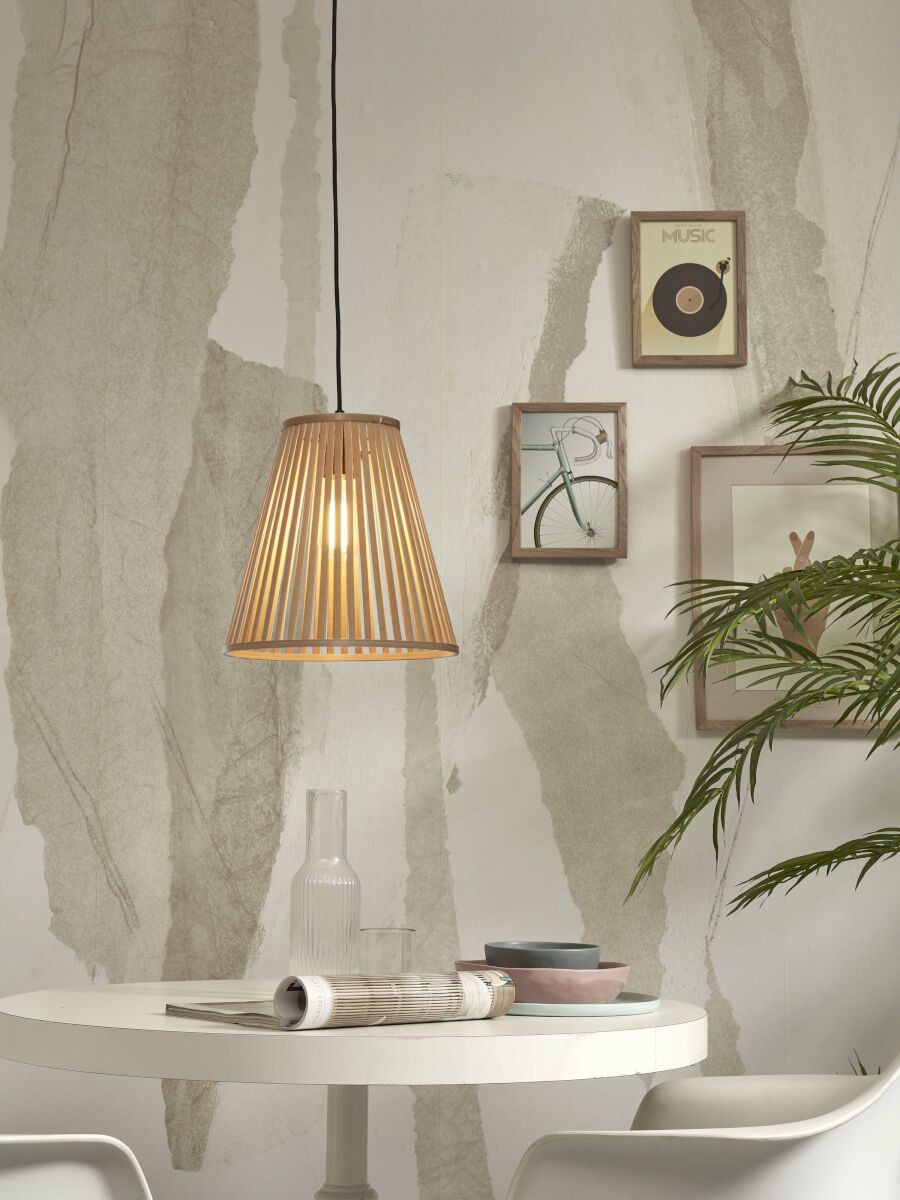 Suspension Merapi cône en bambou naturel au design naturel par Good & Mojo Suspension Merapi cône en bambou naturel au design naturel par Good & Mojo