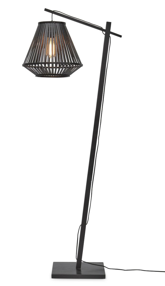 Lampadaire Merapi en bambou naturel au design naturel par Good & Mojo