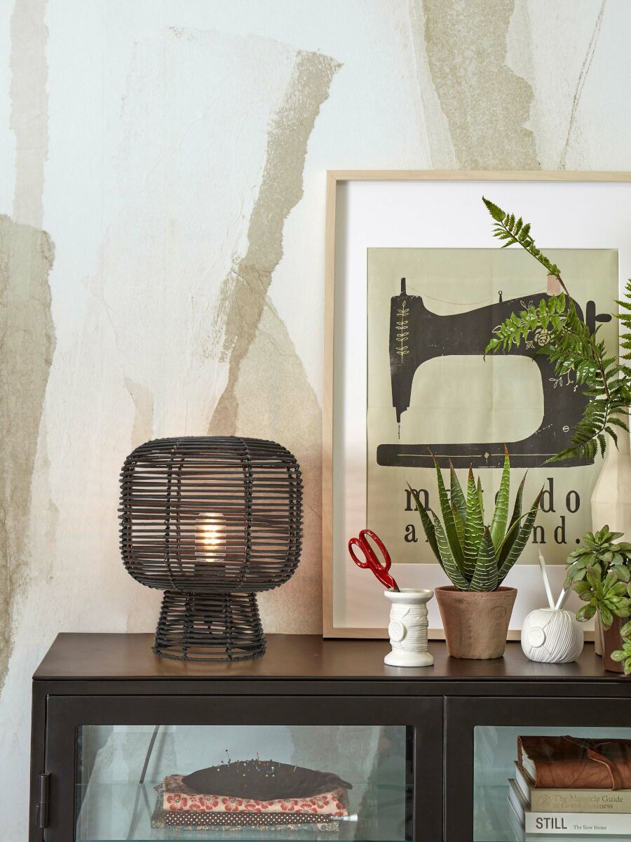Lampe à poser Tanami en rotin naturel au design naturel par Good & Mojo Lampe à poser Tanami en rotin naturel au design naturel par Good & Mojo