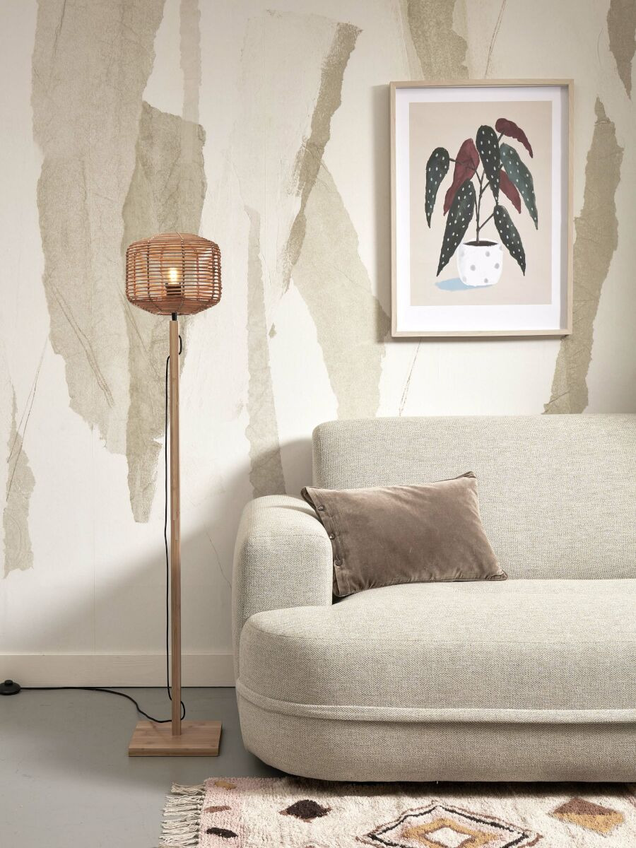 Lampadaire Tanami FS FJ en rotin naturel au design naturel par Good & Mojo
