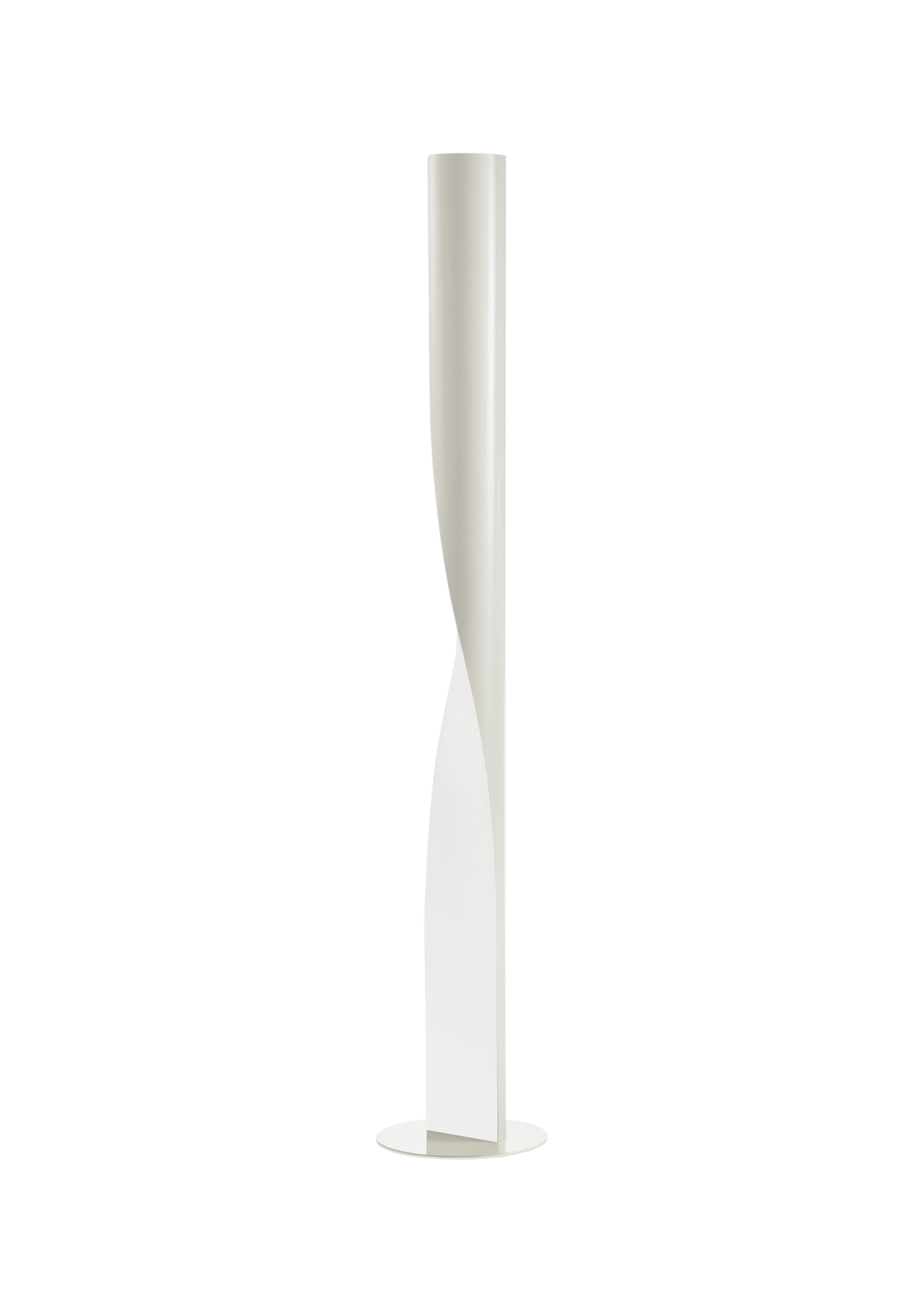 Lampadaire Evita en acier par AquiliAlberg x KDLN Lampadaire Evita en acier par AquiliAlberg x KDLN