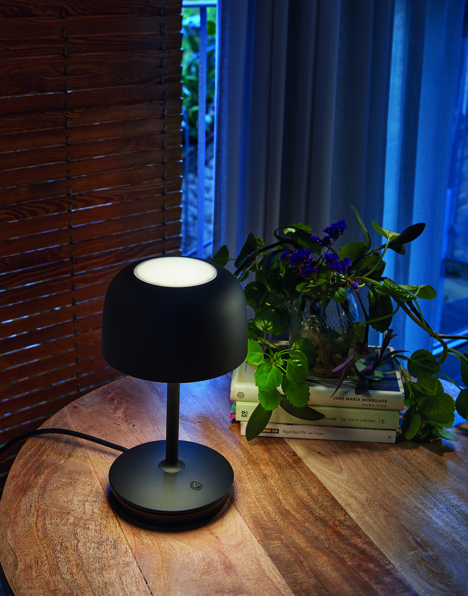 Lampe à poser Bol M30 par Estudi Manel Molina x Bover Lampe à poser Bol M30 par Estudi Manel Molina x Bover
