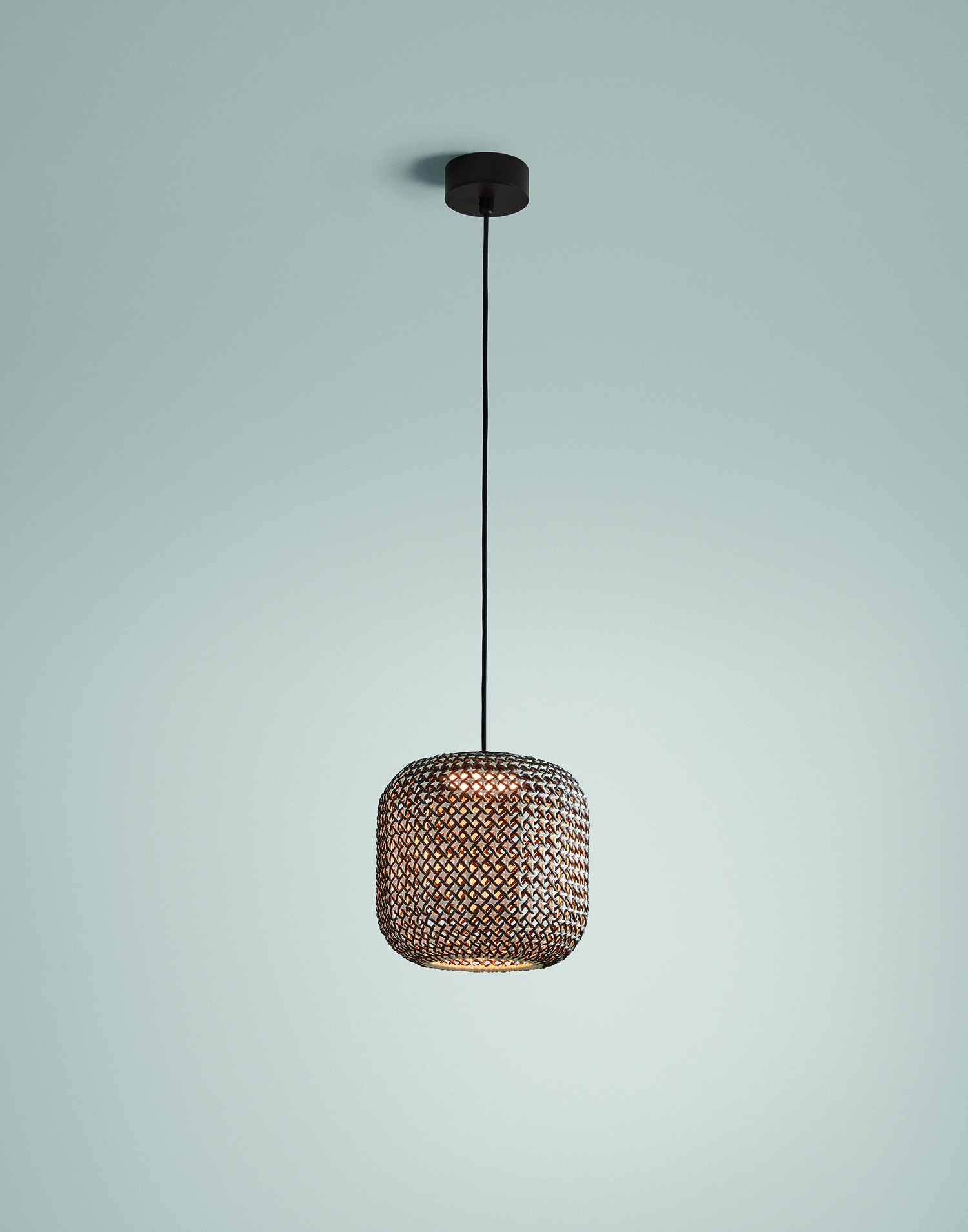 Suspension extérieur Nans S en fibre synthétique par Joana Bover x Bover Suspension extérieur Nans S en fibre synthétique par Joana Bover x Bover