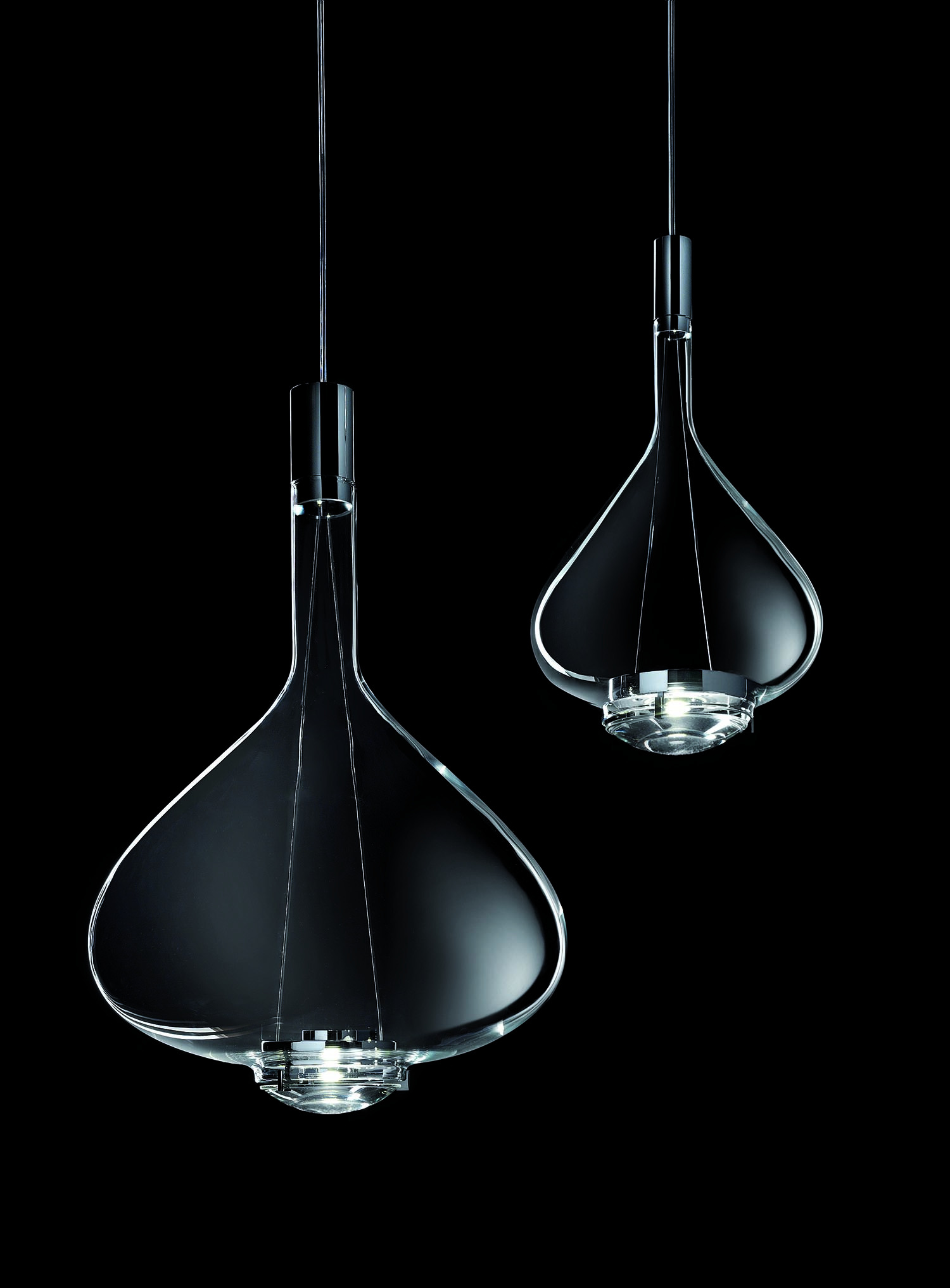 Suspension Sky-Fall en verre soufflé par Studio Italia Design x Lodes Suspension Sky-Fall en verre soufflé par Studio Italia Design x Lodes