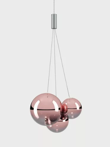 Suspension Random Cluster en verre soufflé par Chia–Ying Lee x Lodes Suspension Random Cluster en verre soufflé par Chia–Ying Lee x Lodes