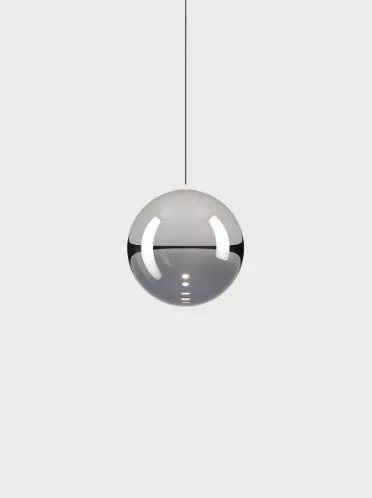 Suspension Random solo en verre soufflé par Chia–Ying Lee x Lodes Suspension Random solo en verre soufflé par Chia–Ying Lee x Lodes