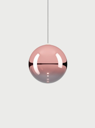 Suspension Random solo en verre soufflé par Chia–Ying Lee x Lodes Suspension Random solo en verre soufflé par Chia–Ying Lee x Lodes