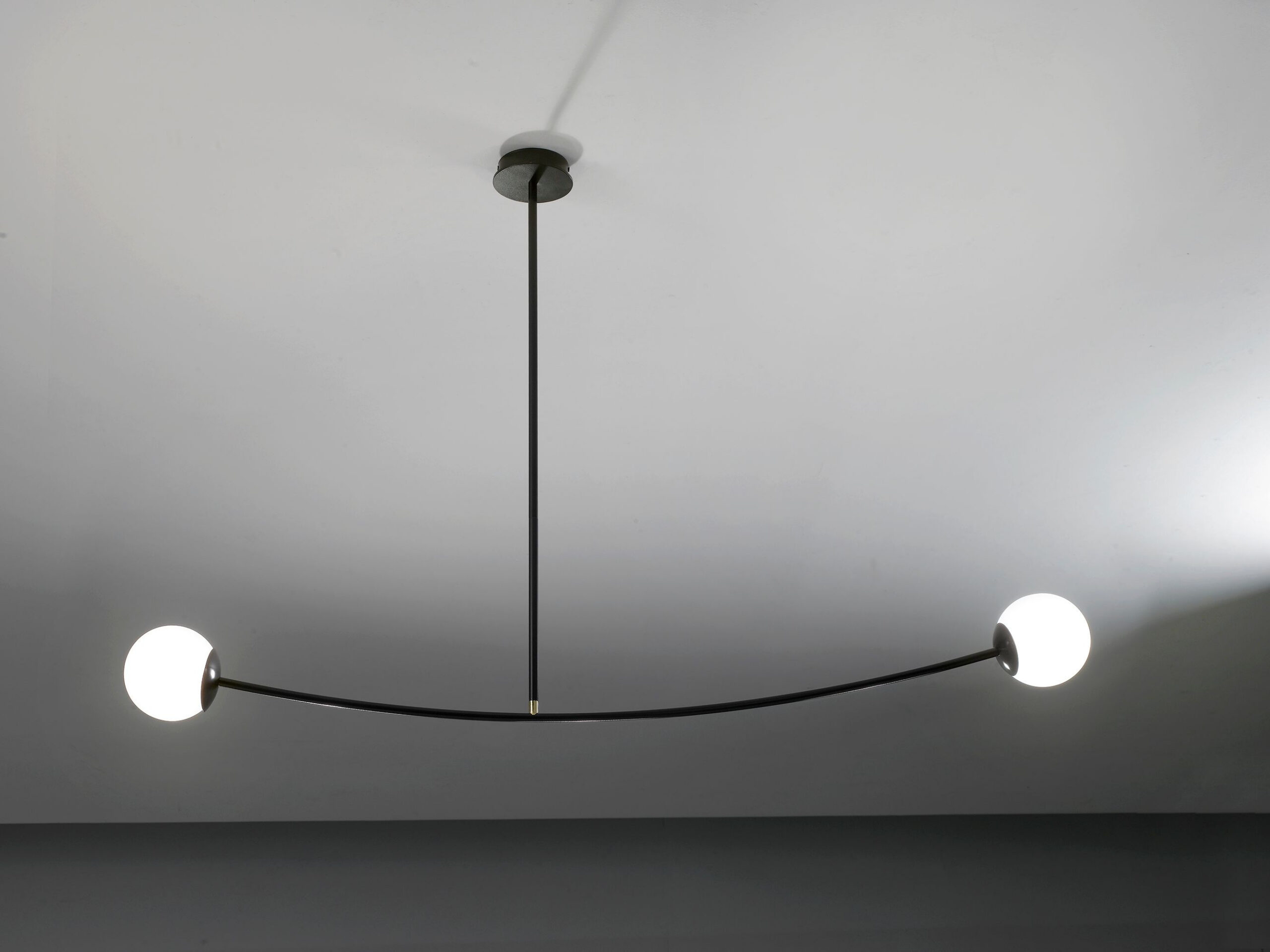 Suspension Arch 7252/2 en métal par Matteo Valenti x MM Lampadari Suspension Arch 7252/2 en métal par Matteo Valenti x MM Lampadari