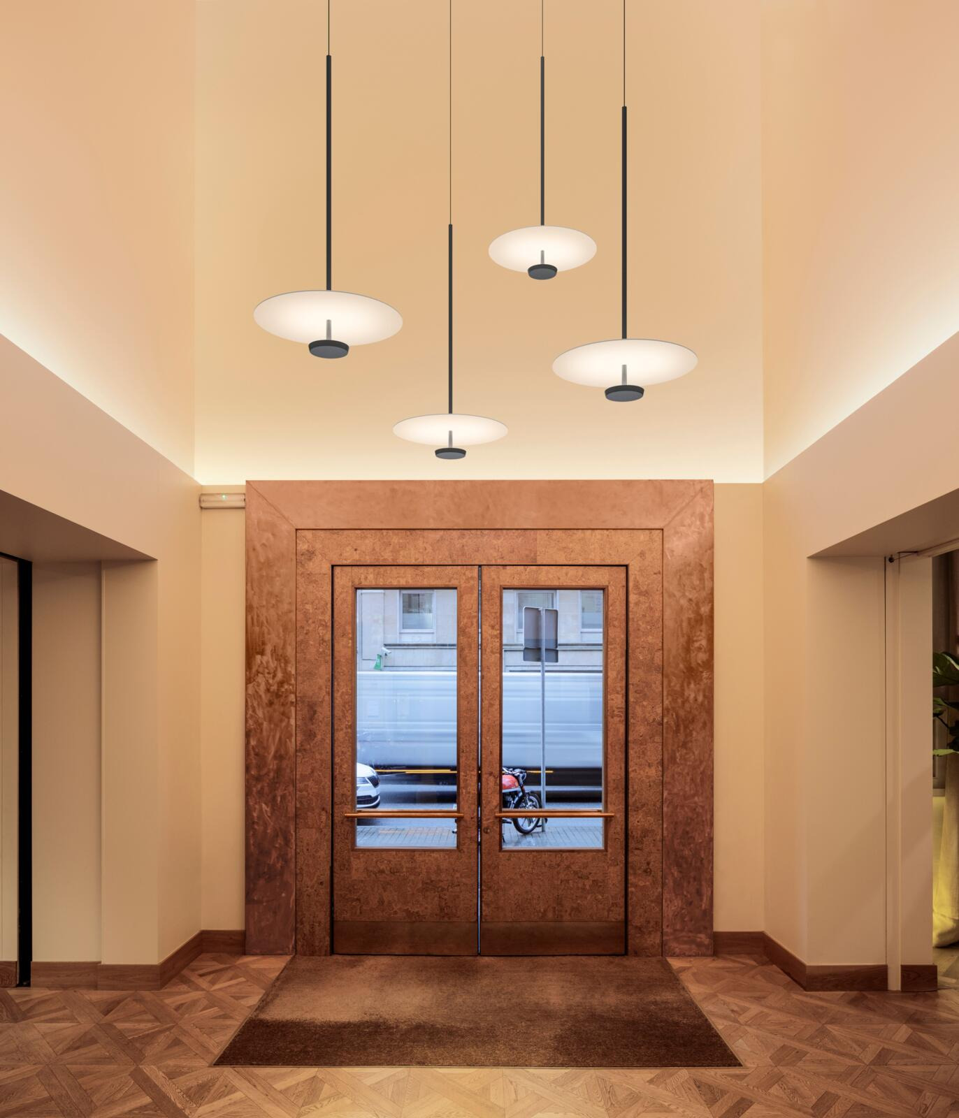 Suspension Flat en aluminium par Ichiro Iwasaki x Vibia Suspension Flat en aluminium par Ichiro Iwasaki x Vibia