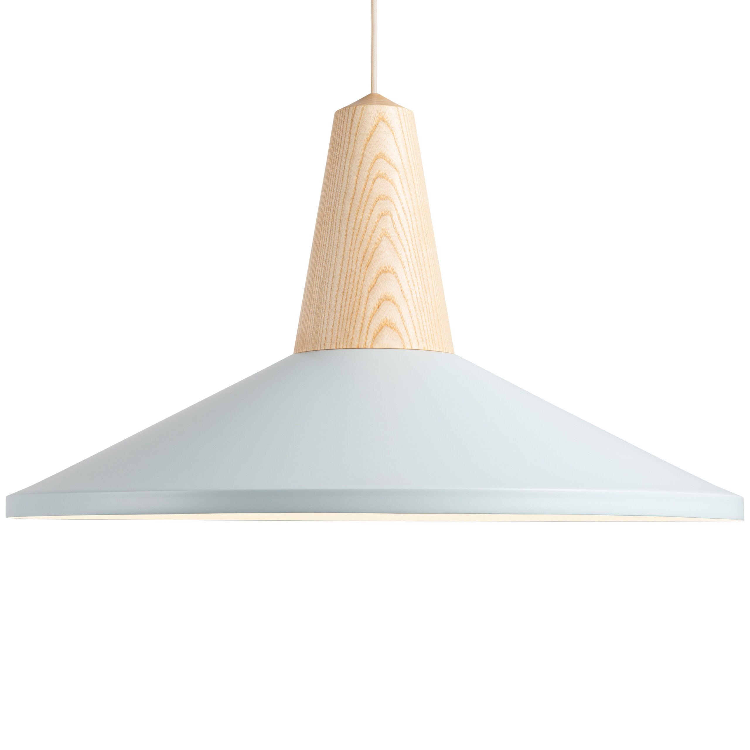Suspension en Frêne Eikon Shell au design scandinave par Schneid Lighting Suspension en Frêne Eikon Shell au design scandinave par Schneid Lighting