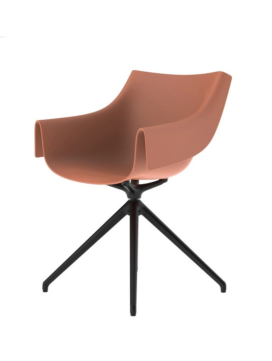 Chaise pivotante Manta avec pieds en aluminium au design contemporain par Eugeni Quitllet x Vondom