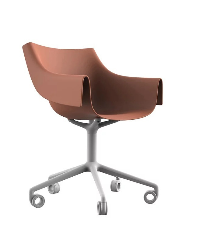 Chaise pivotante à roulettes Manta en polypropylène au design contemporain par Eugeni Quitllet x Vondom