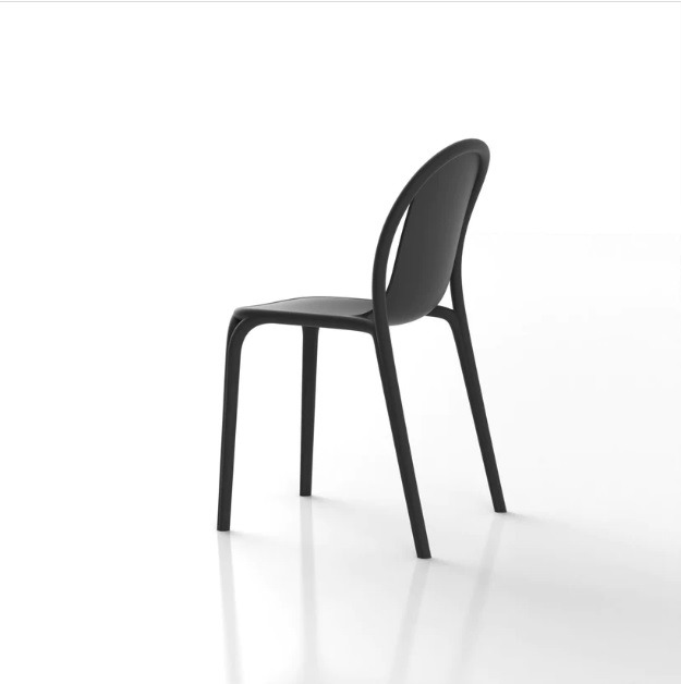 Chaise Brooklyn en polypropylène au design contemporain par Eugeni Quitllet x Vondom