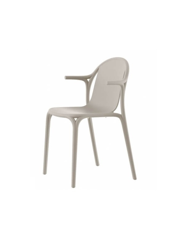 Chaise avec accoudoirs Brooklyn en polypropylène au design contemporain par Eugeni Quitllet x Vondom Chaise avec accoudoirs Brooklyn en polypropylène au design contemporain par Eugeni Quitllet x Vondom