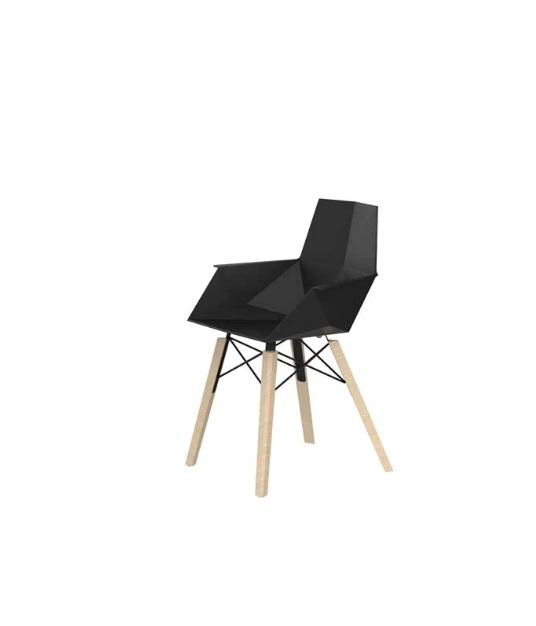 Fauteuil Faz avec pieds en bois en polypropylène au design contemporain par Ramón Esteve x Vondom