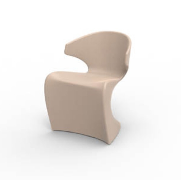 Fauteuil Wing en polyéthylène au design contemporain par A-cero x Vondom Fauteuil Wing en polyéthylène au design contemporain par A-cero x Vondom