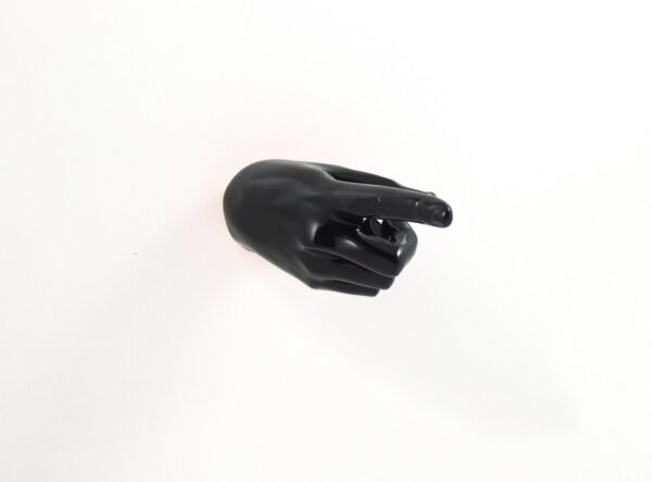 Patère originale et design Hand Job Point par Thelermont Hupton