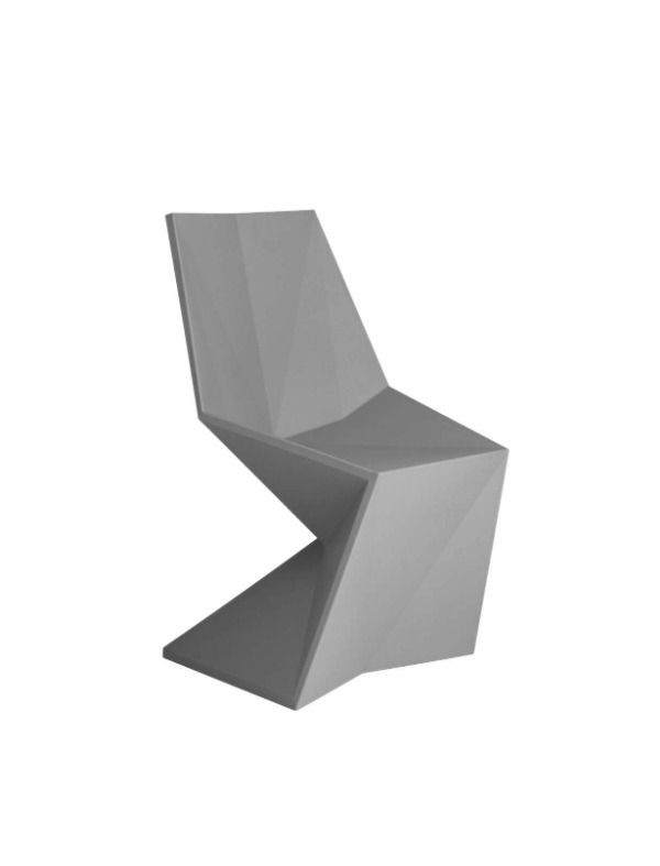 Chaise Vertex en polyéthylène au design contemporain par Karim Rashid x Vondom Chaise Vertex en polyéthylène au design contemporain par Karim Rashid x Vondom